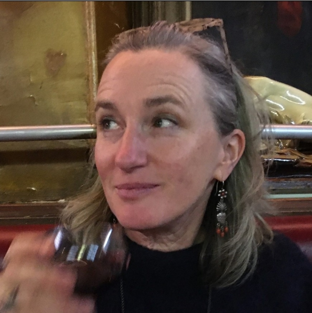 Meet your Posher, Maura